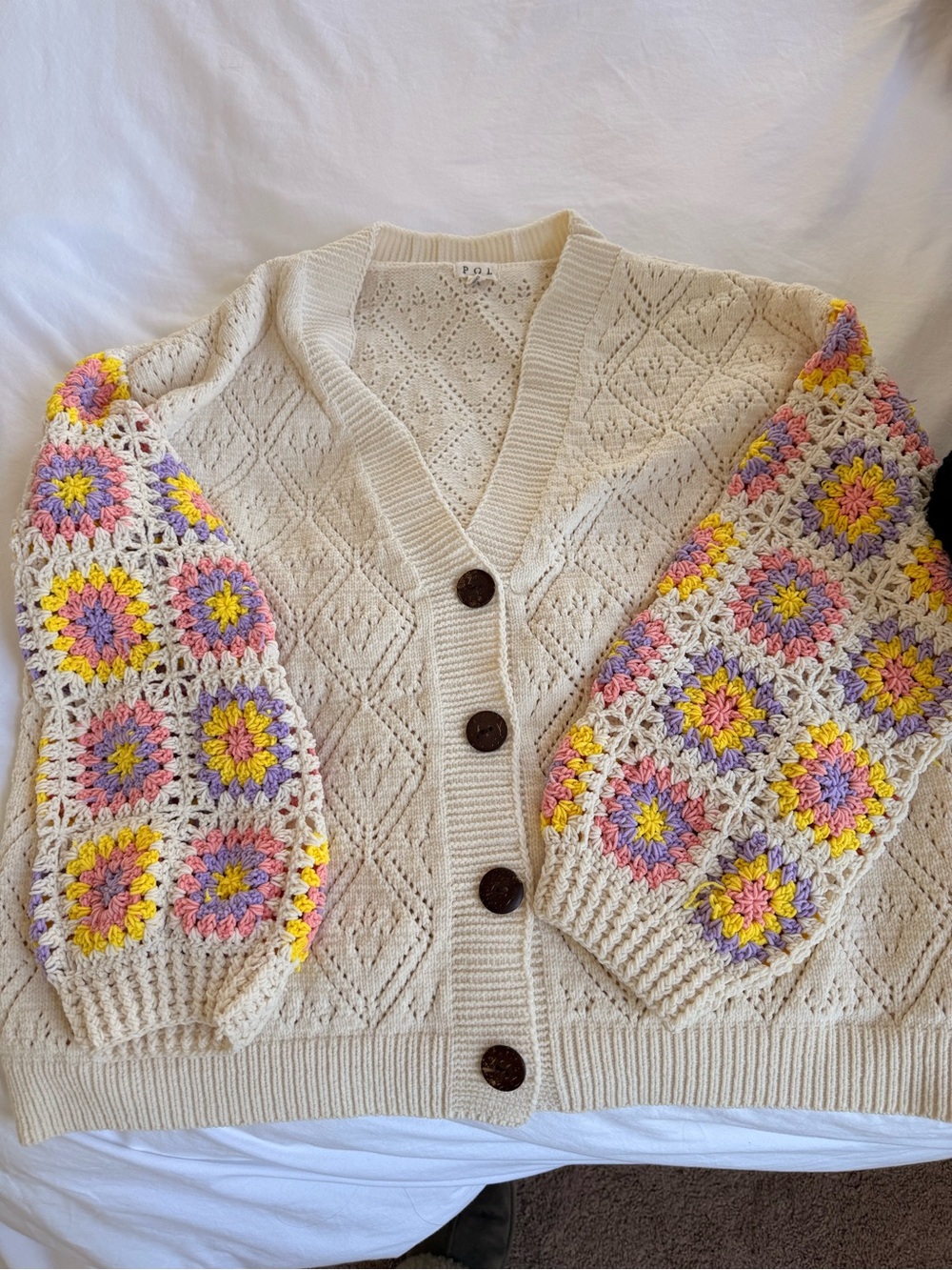 BUNDLE! Size small women’s sweaters